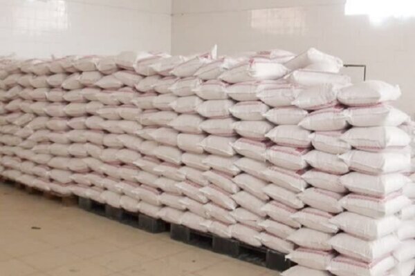 توزیع ۴۰۰ کیسه آرد سهمیه‌ای در شهرستان هفتکل خوزستان