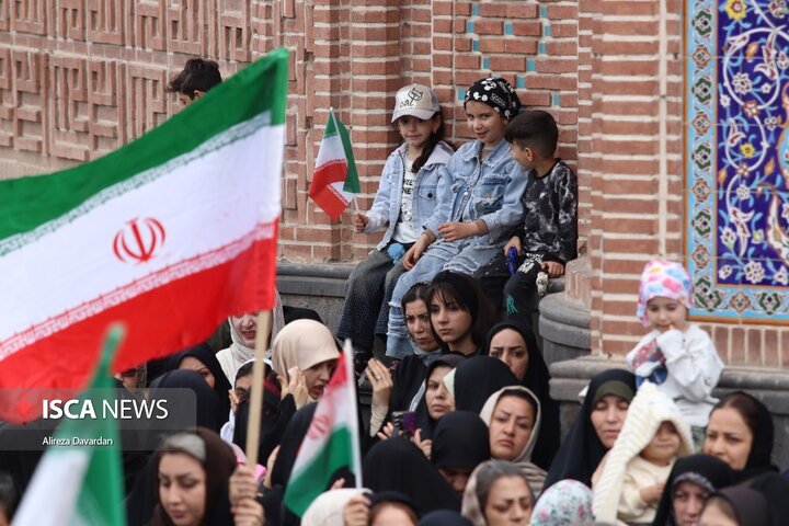 اجتماع بزرگ دختران اردبیلی