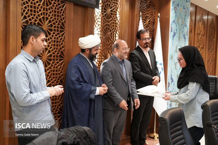 مراسم تجلیل ایسکانیوز