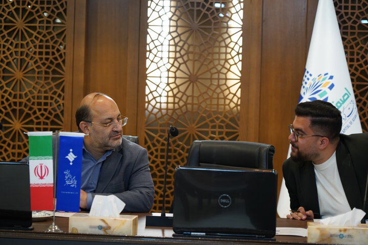 مراسم تجلیل ایسکانیوز