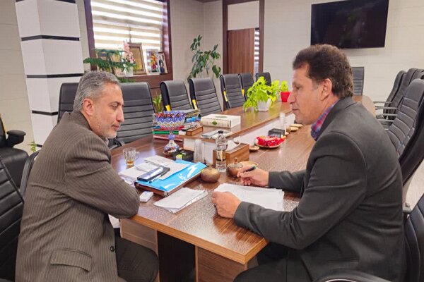 دیدار رئیس اداره اصناف با فرماندار ویژه شهرستان نجف‌آباد