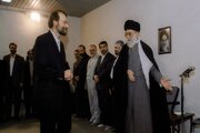 تصاویر منتشر نشده از رهبر شهید انقلاب و شهید لاریجانی