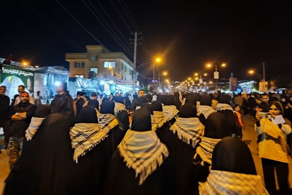 رژه دختران برنو به‌ دست  دانشگاه آزاد یاسوج