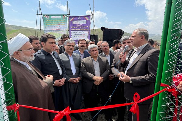 افتتاح زمین چمن مصنوعی فوتبال روستای کیلانه سنندج