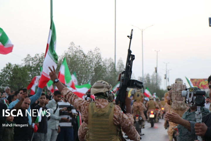 برگزاری همایش بزرگ «دختران جانفدا» در بلوار ساحلی بندرعباس
