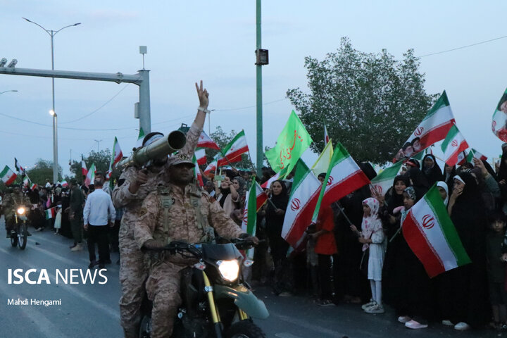 برگزاری همایش بزرگ «دختران جانفدا» در بلوار ساحلی بندرعباس
