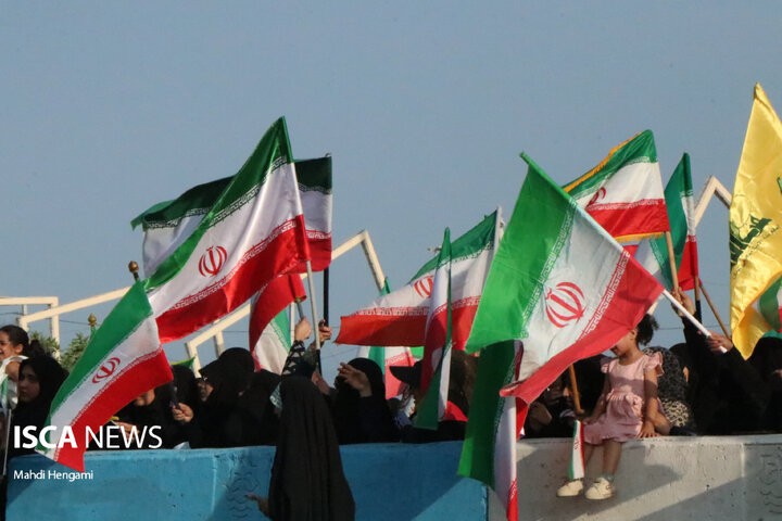 برگزاری همایش بزرگ «دختران جانفدا» در بلوار ساحلی بندرعباس