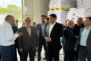بازدید استاندار کردستان از کارخانه شیر سنندج