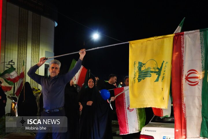 مردم پای کار انقلاب
