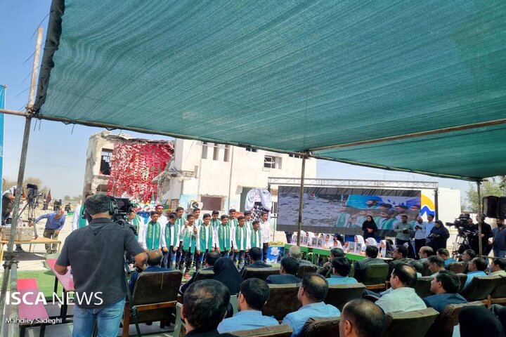 گرامیداشت روز معلم در محل شهادت معلمان و دانش‌آموزان مینابی