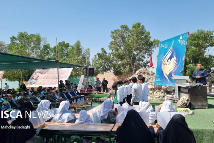 گرامیداشت روز معلم در محل شهادت معلمان و دانش‌آموزان مینابی
