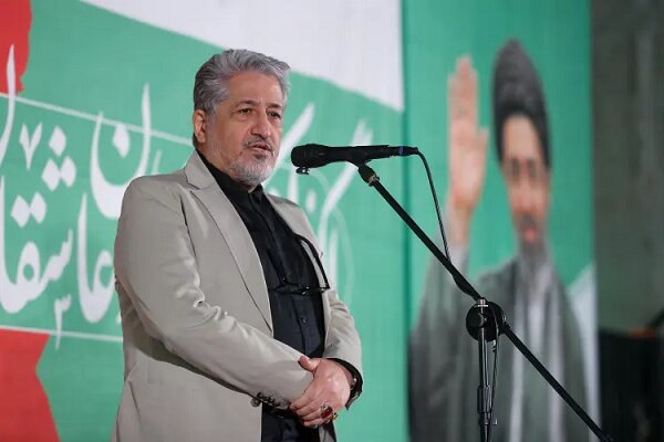 گذار از مقاله‌محوری به نظریه‌پردازی بومی/ دانشگاه‌ها در خط مقدم حل بحران‌های کشور قرار گیرند