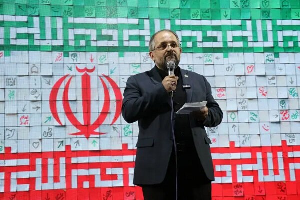 حضور مردم در خیابان، ضامن اقتدار ملی و شکستناپذیری ایران است حضور مردم در خیابان، ضامن اقتدار ملی و شکستناپذیری ایران است