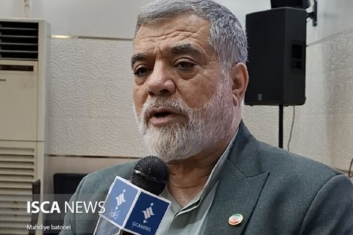 اتحاد و همدلی، اکسیژن عبور از بحران امروز کشور است اتحاد و همدلی، اکسیژن عبور از بحران امروز کشور است