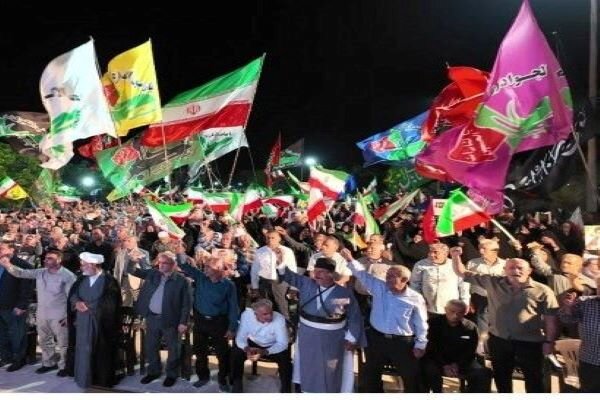 اجتماع نوادگان رئیسعلی دلواری به مناسبت اربعین دریابان شهید تنگسیری اجتماع نوادگان رئیسعلی دلواری به مناسبت اربعین دریابان شهید تنگسیری