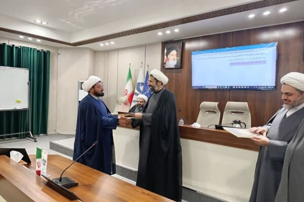 نهاد نمایندگی مقام معظم رهبری در دانشگاههای استان بوشهر تجلیل شد نهاد نمایندگی مقام معظم رهبری در دانشگاههای استان بوشهر تجلیل شد