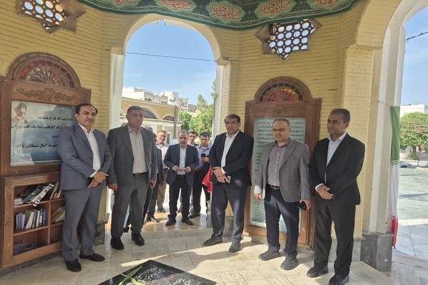 سرپرست جدید دانشگاه آزاد اسلامی بوشهر با آرمان‌های شهدا تجدید میثاق کرد
