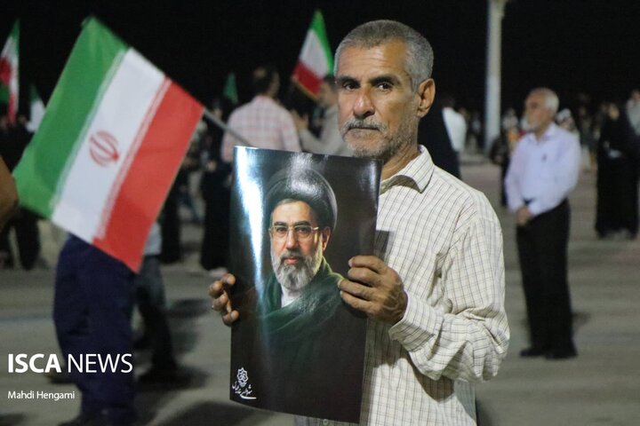 طنین فریاد وفاداری در ساحل خلیج فارس