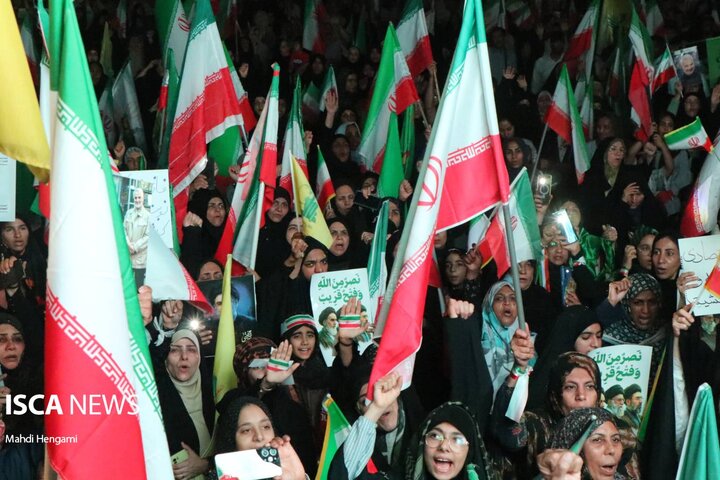 طنین فریاد وفاداری در ساحل خلیج فارس