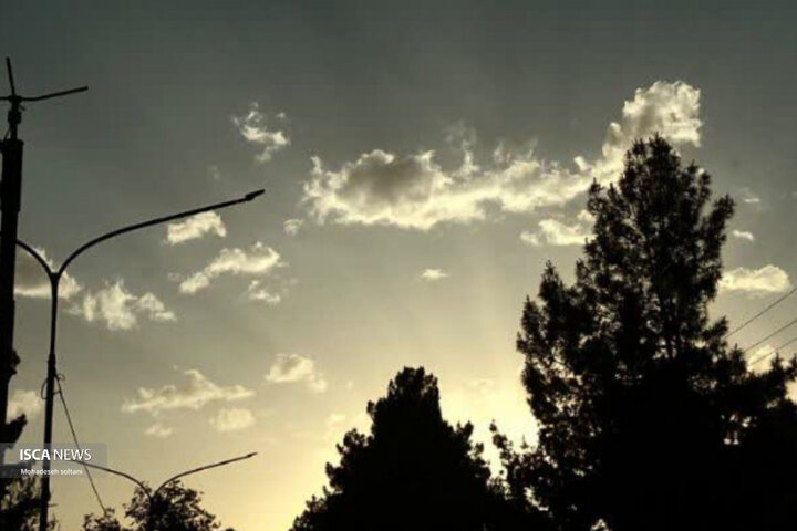 آسمان اصفهان