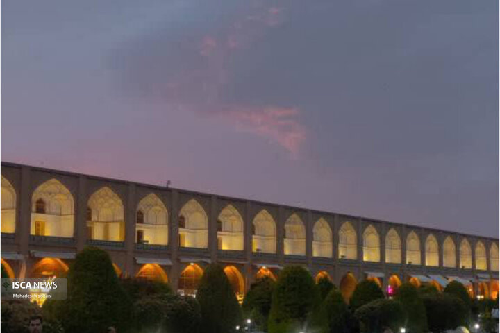 آسمان اصفهان