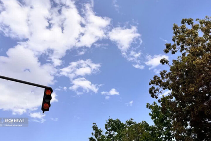 آسمان اصفهان