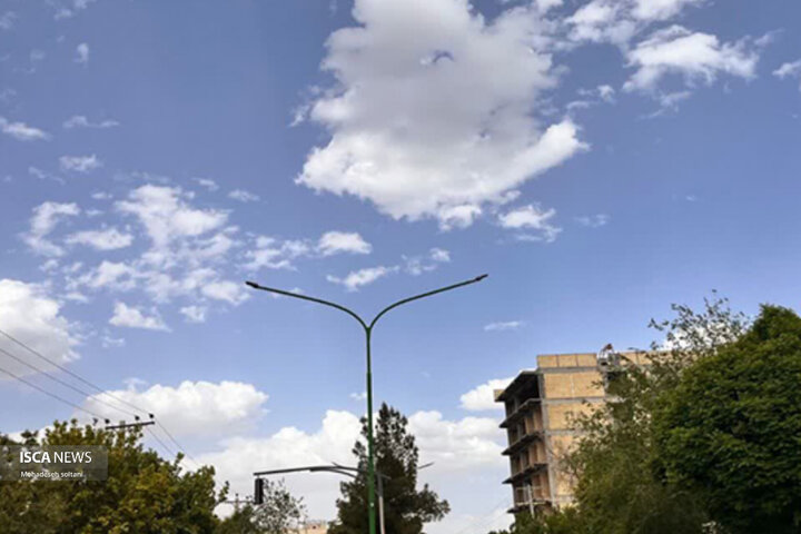 آسمان اصفهان