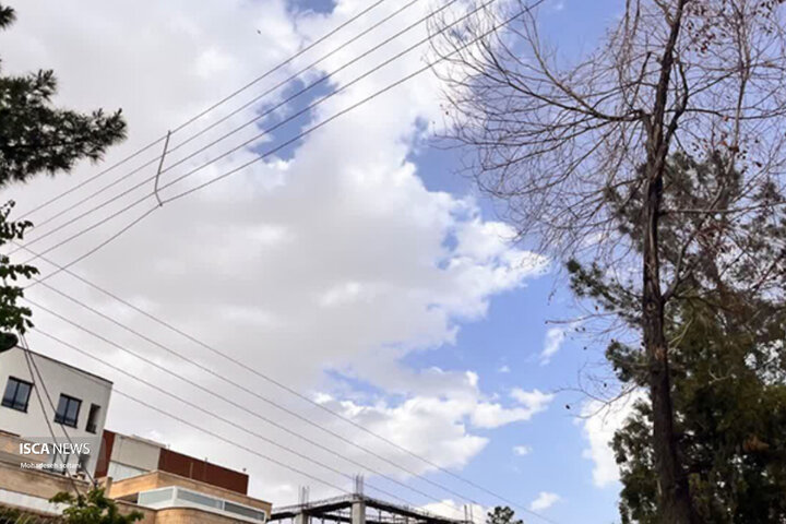 آسمان اصفهان