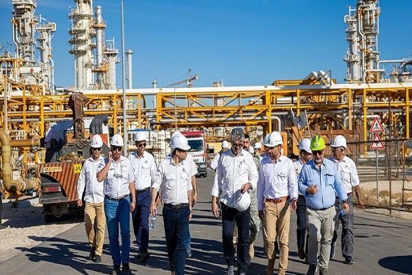 تمرکز نفت و گاز پارس بر بازسازی پالایشگاههای آسیبدیده پارس جنوبی تمرکز نفت و گاز پارس بر بازسازی پالایشگاههای آسیبدیده پارس جنوبی