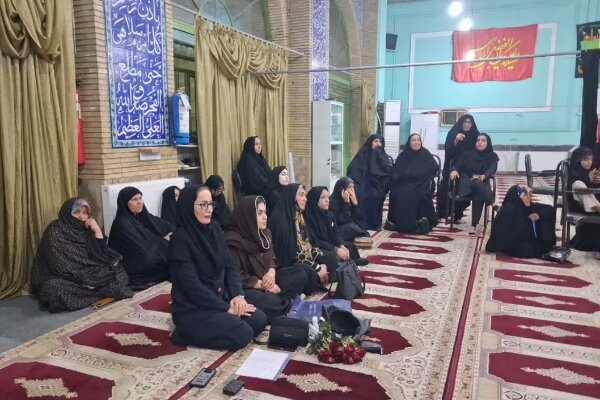 نشست روشنگری پیرامون جنگ رمضان در مسجد امام حسین (ع) گچساران برگزار شد