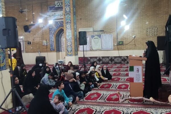 نشست روشنگری با محوریت اندیشه امام خامنه‌ای (ره) در گچساران برگزار شد
