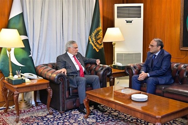 دیدار سفیر جدید اسلامآباد در تهران با وزیر امور خارجه پاکستان دیدار سفیر جدید اسلامآباد در تهران با وزیر امور خارجه پاکستان