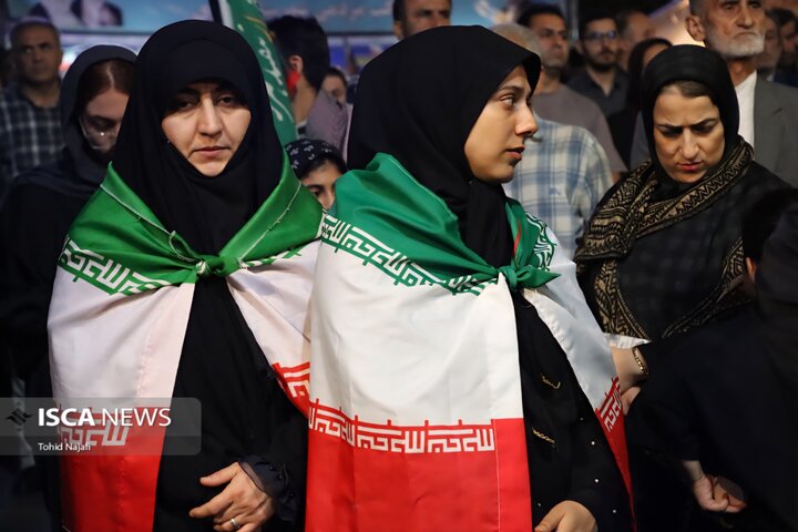 تجمع شبانه ساری