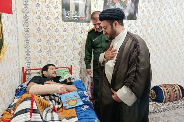 دیدار مسئولان استانی با جانباز سرافراز «کوه سیاه»