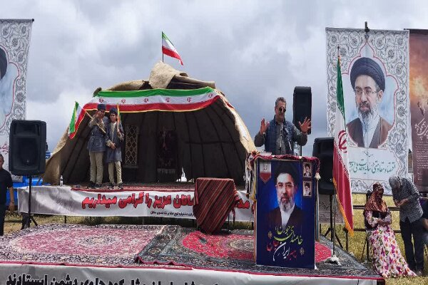 ظرفیت عظیم صنایع دستی عشایر، موتور محرک اقتصاد مقاومتی ظرفیت عظیم صنایع دستی عشایر، موتور محرک اقتصاد مقاومتی