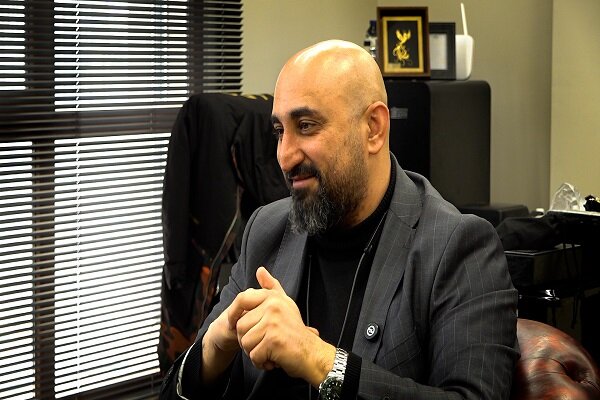 داستان خلبانی که سینما خوانده و روغن هواپیما تولید می‌کند/ دانشگاه چطور مشکل دانش‌بنیان‌ها را حل کند؟