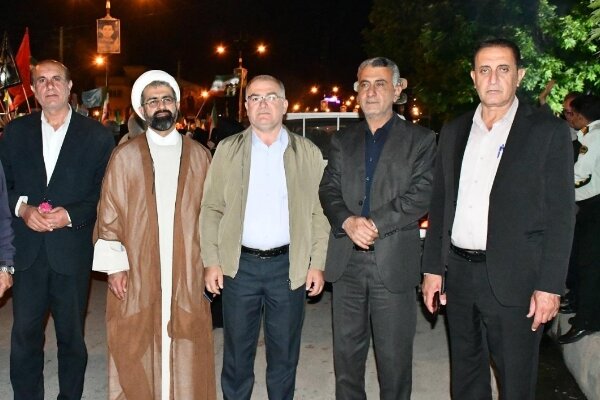 اجتماعات شبانه مسئولان دانشگاه آزاد یاسوج در حمایت قاطع از مقام معظم رهبری