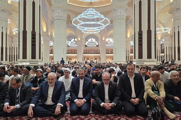 حضور مقامات ایرانی در مراسم عید قربان تاجیکستان حضور مقامات ایرانی در مراسم عید قربان تاجیکستان
