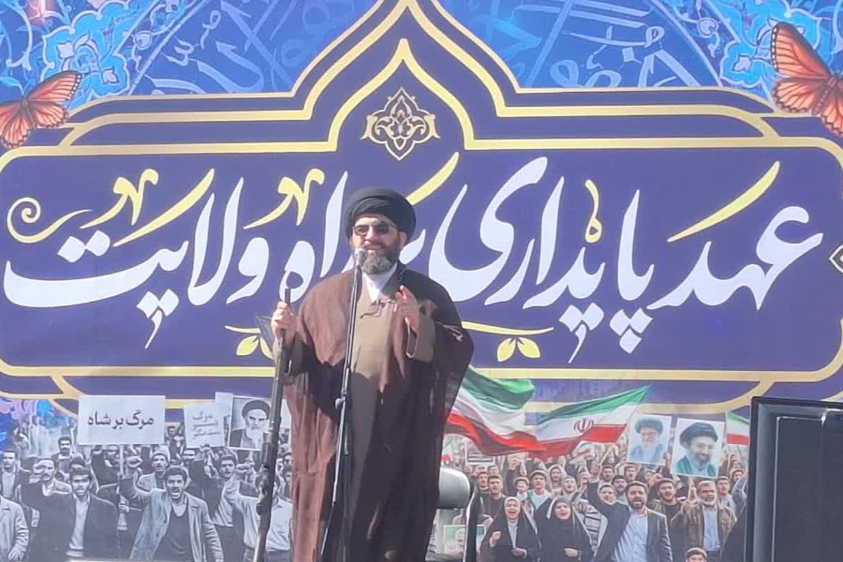 زنجان غرق در عطر ایثار؛ اقامه باشکوه نماز عید قربان در صحن غدیر سبزهمیدان