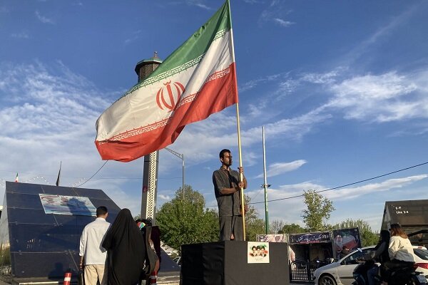 لیست پرچمداری تا یک ماه آینده رزرو است/ در روز اول اجرای طرح، خودم ۲۴ساعت پرچم را نگه داشتم