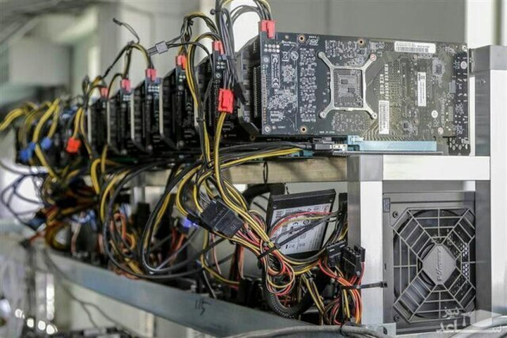۲۰ دستگاه ماینر غیرمجاز در هرمزگان از مدار خارج شد ۲۰ دستگاه ماینر غیرمجاز در هرمزگان از مدار خارج شد