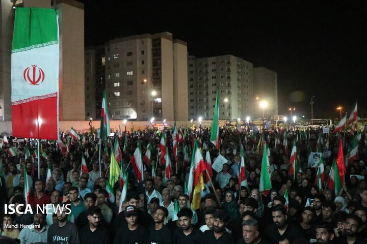 تشییع و تدفین پیکر مطهر شهید امیرحسین سالاری در بندرعباس
