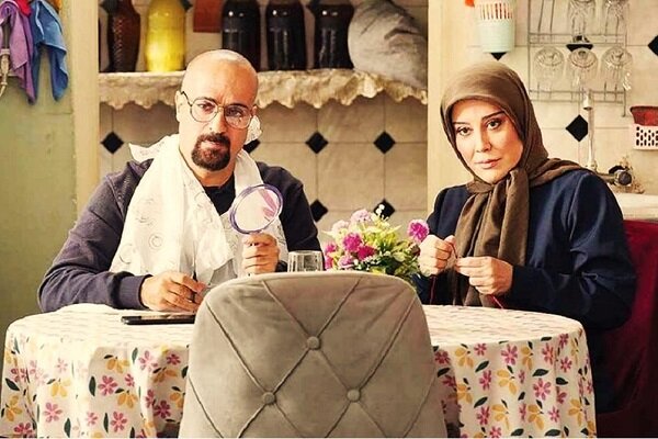 پای پزشکیان به سریال تلویزیون باز شد؛ شوخی های به روز «صفا با خانواده» پای پزشکیان به سریال تلویزیون باز شد؛ شوخی های به روز «صفا با خانواده»