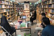 رونمایی از سه عنوان کتاب با موضوع خاطرات طنز مشاغل