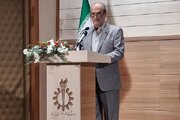 استاد باید الگوی اخلاق و مسئولیت اجتماعی باشد