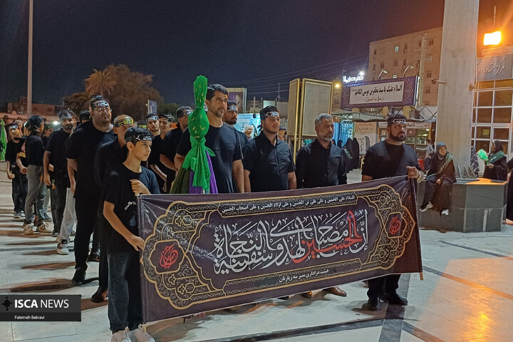 طنین آیین سنتی «چک‌چکو» در آستان مقدس امامزاده سیدمظفر (ع) بندرعباس