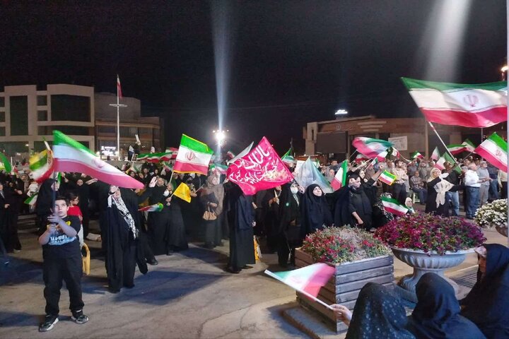 صد و چهارمین شب اجتماع مردمی و عبور «کاروان ندای محرم» از شهر بهارستان