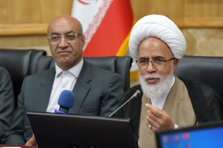 تخریب مسئولان، برخلاف مصالح نظام و رهنمودهای امام و رهبر انقلاب است تخریب مسئولان، برخلاف مصالح نظام و رهنمودهای امام و رهبر انقلاب است