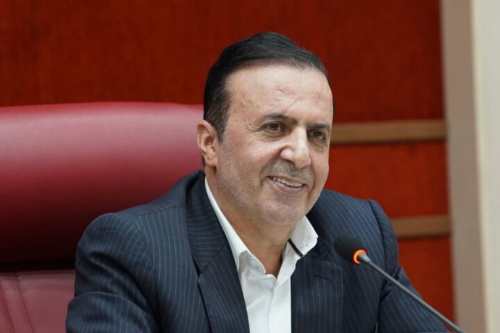 چرخ تولید در قزوین متوقف نشد / توسعه صنعتی و کشاورزی در روزهای جنگ ادامه یافت چرخ تولید در قزوین متوقف نشد / توسعه صنعتی و کشاورزی در روزهای جنگ ادامه یافت