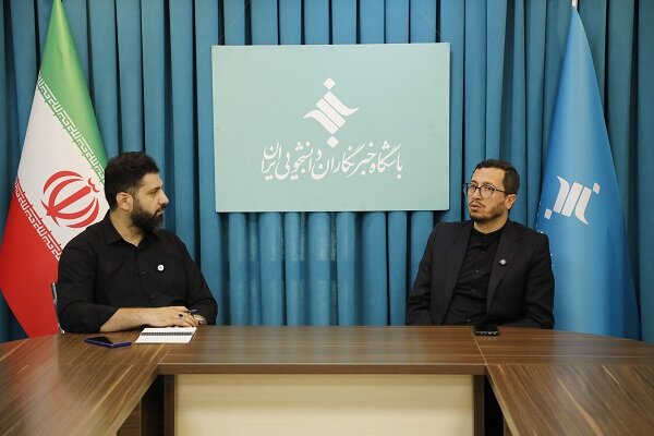 امام سجاد (ع) مبدع جنگ شناختی در تشیع/ صحیفه سجادیه رسانه شیعه بعد از عاشورا است